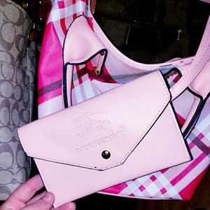 BURBERRY purse & light pink wristlet.
